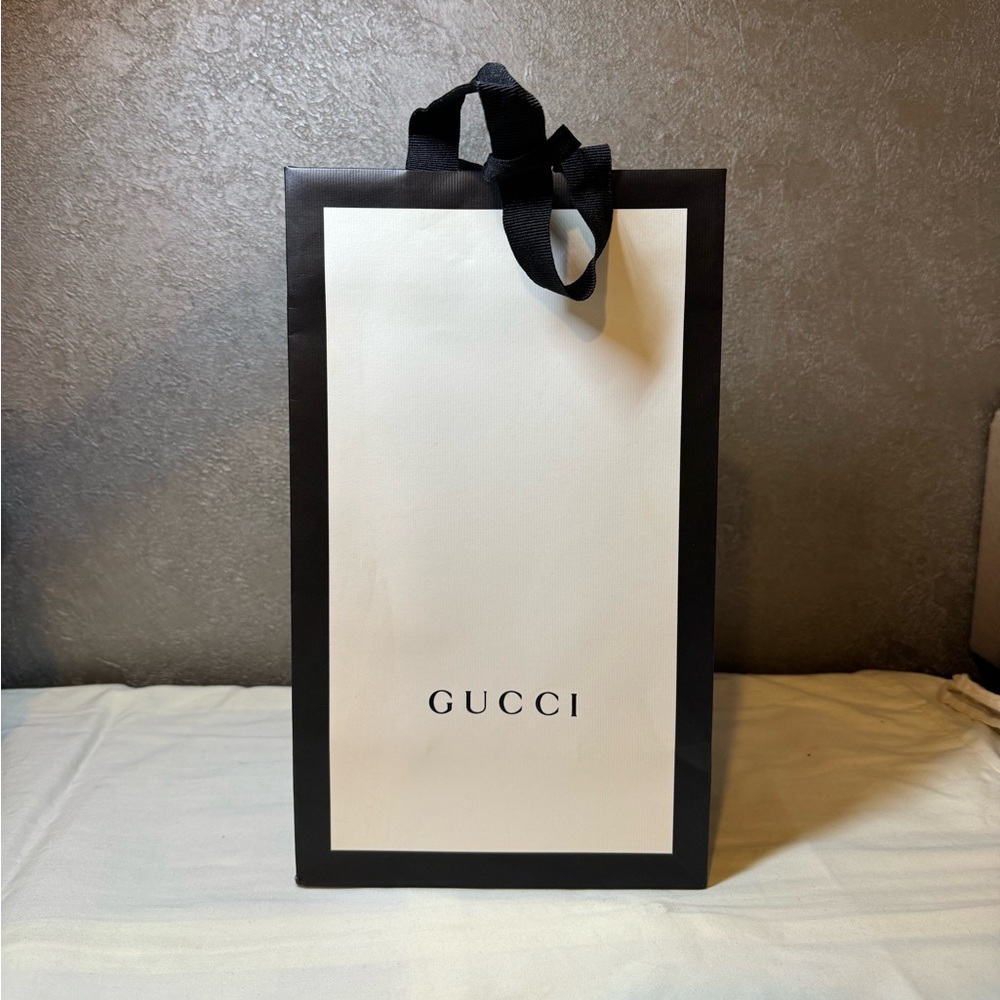 Gucci gift bag